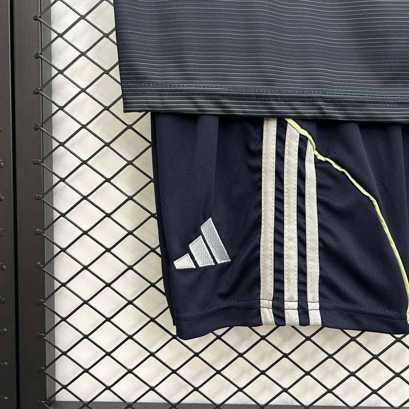 Kit Infantil Real Madrid 25/26– Away Preto