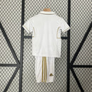 Kit Infantil Real Madrid Retrô 2011/2012– Branco